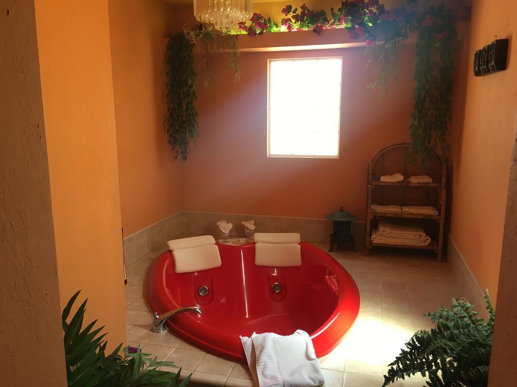 Shady Lady Bed And Breakfast Scottys Junction Екстер'єр фото