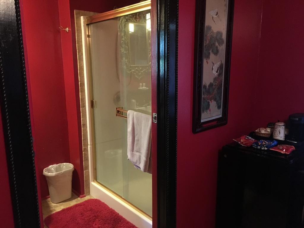 Shady Lady Bed And Breakfast Scottys Junction Екстер'єр фото